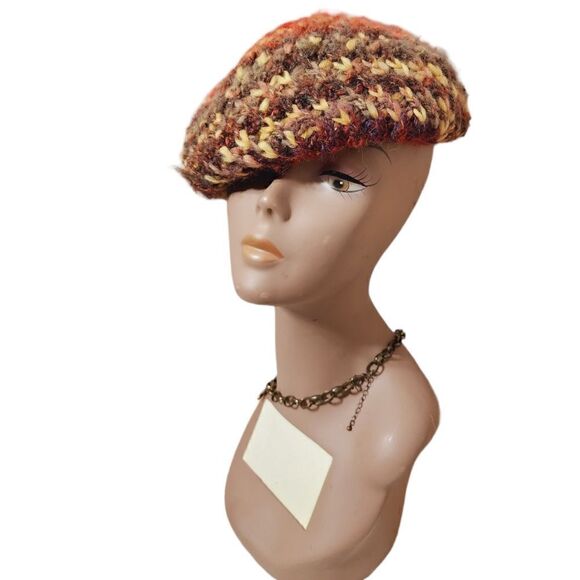 Lord & Taylor hat - Picture 5 of 8